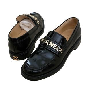 Chanel Patent Leather CC Logo Chain Loafers Black IT 36 US 5–5.5 Flats
